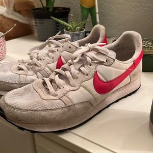 nike red shoes casual sport